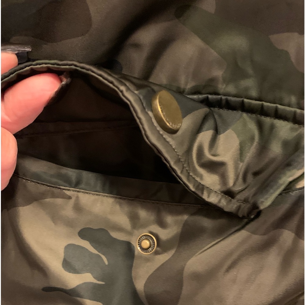 Lucky Brand camouflage hooded winter coat with faux fur trim - Picture 14 of 14